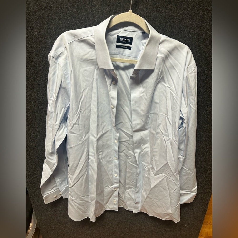 The Tie Bar Men’s Dress Shirt 17.5 34/35